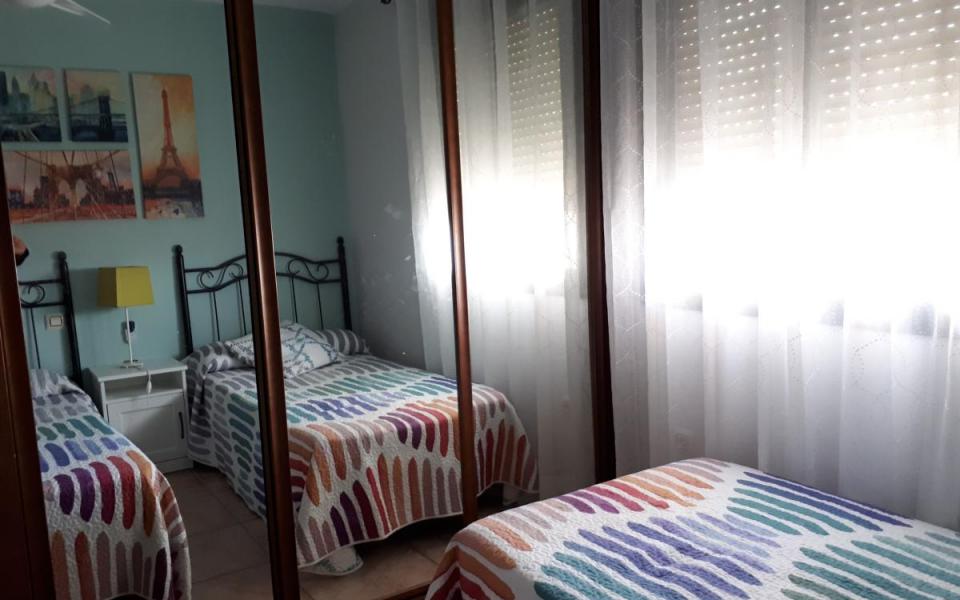 Apartamento 2 dormitorios en Jardines de Zahara - Ref: 137